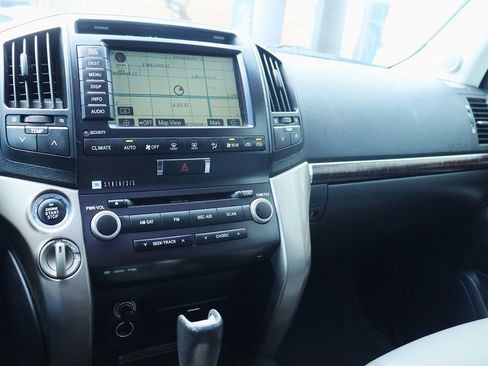 Used 2008 Toyota Land Cruiser image 44