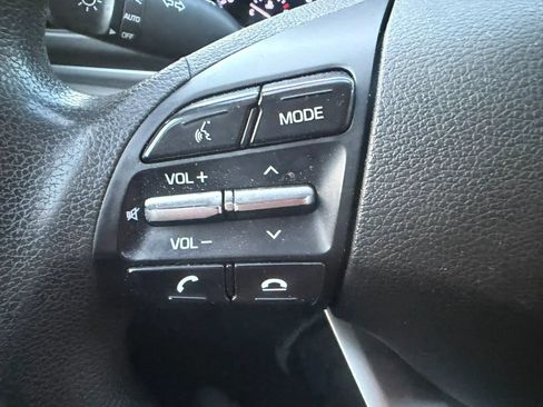 Used 2020 Hyundai Elantra SEL FWD image 13