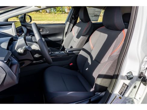 New 2026 Toyota Prius Plug-In Hybrid image 11