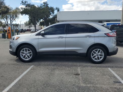 Certified 2022 Ford Edge SEL w/ Convenience Package image 6