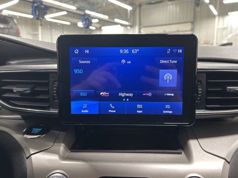 Certified 2023 Ford Explorer XLT w/ Equipment Group 202A image 20