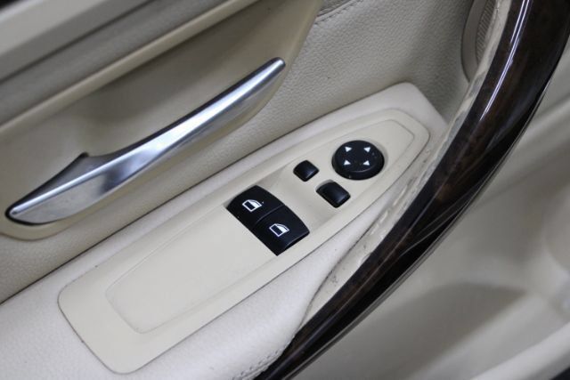 Used 2014 BMW 428i Coupe w/ Cold Weather Package RWD image 9