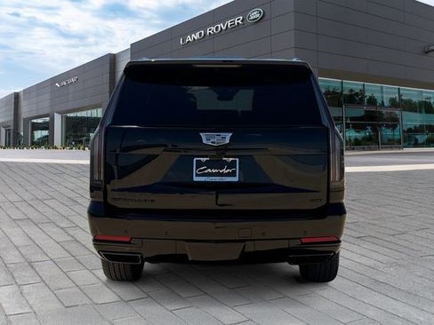 Used 2025 Cadillac Escalade Sport Platinum w/ LPO, ONYX Package RWD image 4