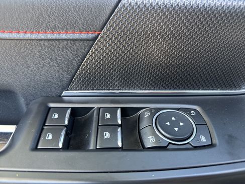 Used 2025 Ford F150 Raptor AWD/4WD image 15
