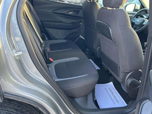 Used 2025 Chevrolet TrailBlazer LT w/ Driver Confidence Package image 14