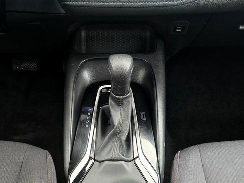 Used 2023 Toyota Corolla SE FWD image 4