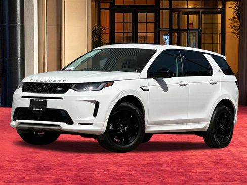 Used 2025 Land Rover Discovery Sport S image 2