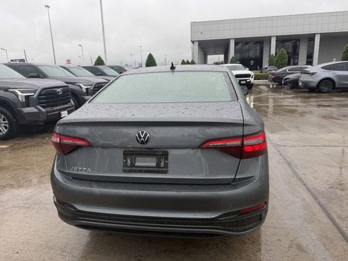 Used 2024 Volkswagen Jetta S FWD image 6