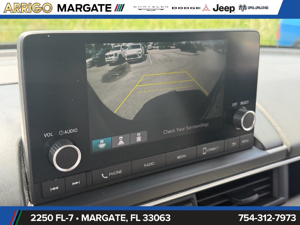 Used 2023 Honda Pilot LX image 23