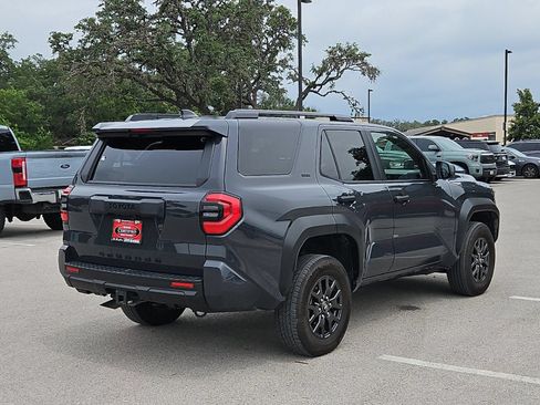 Used 2025 Toyota 4Runner SR5 RWD image 5