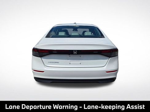Used 2023 Honda Accord EX image 7