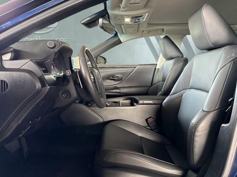 Certified 2023 Lexus ES 350 w/ Premium Package image 8