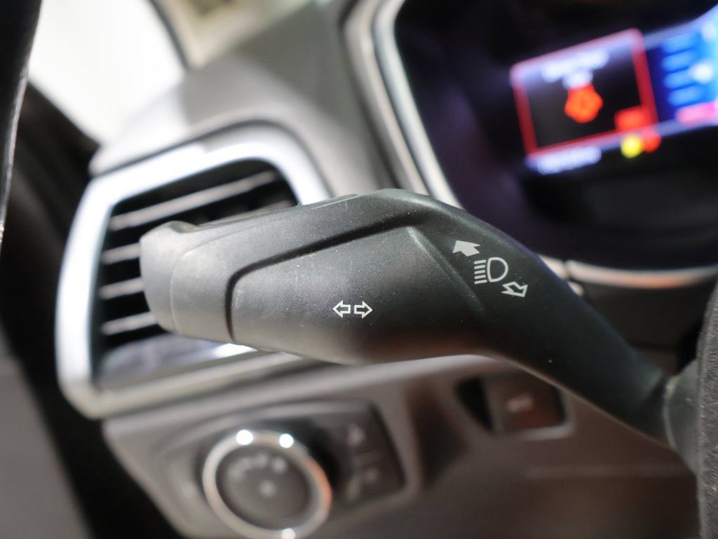 Used 2014 Ford Fusion SE FWD image 33