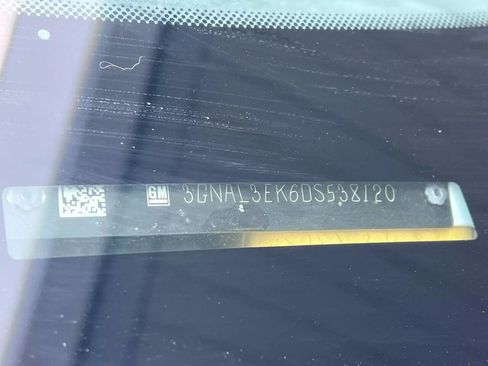 Used 2013 Chevrolet Captiva Sport LT image 24