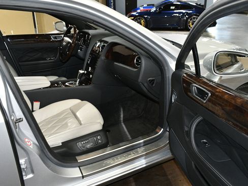 Used 2008 Bentley Flying Spur Flying Spur image 46