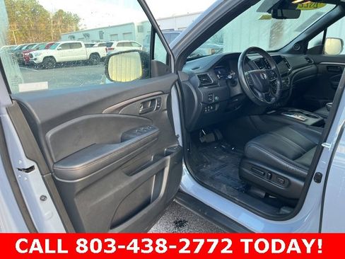 Used 2022 Honda Passport TrailSport image 4