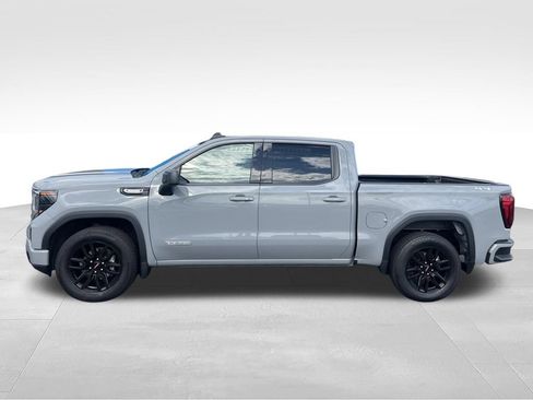 Used 2024 GMC Sierra 1500 Elevation AWD/4WD image 3