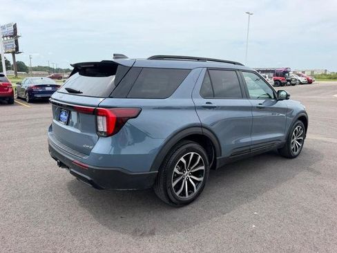 Certified 2026 Ford Explorer ST-Line AWD/4WD image 5