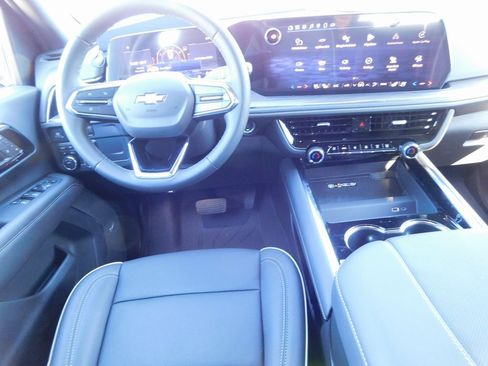 New 2025 Chevrolet Tahoe Premier image 17