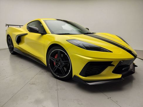 Used 2021 Chevrolet Corvette Stingray Preferred Cpe w/ Battery Protection Package RWD image 19