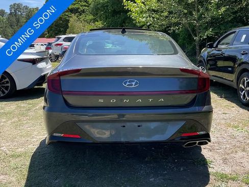 Used 2023 Hyundai Sonata SEL w/ Convenience Package FWD image 2