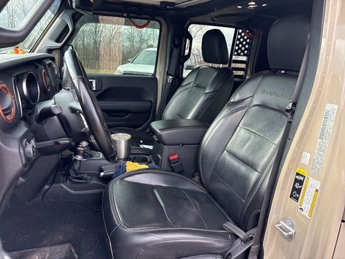 Used 2020 Jeep Gladiator Overland image 16