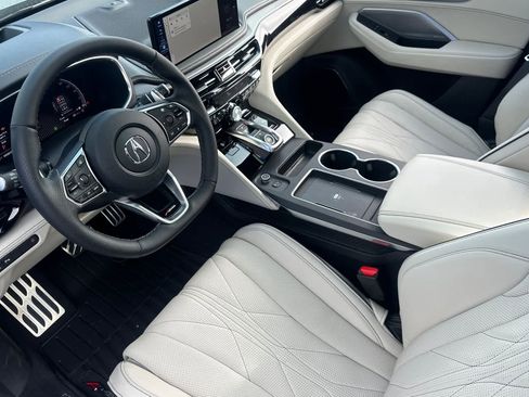 Used 2025 Acura MDX A-Spec image 6