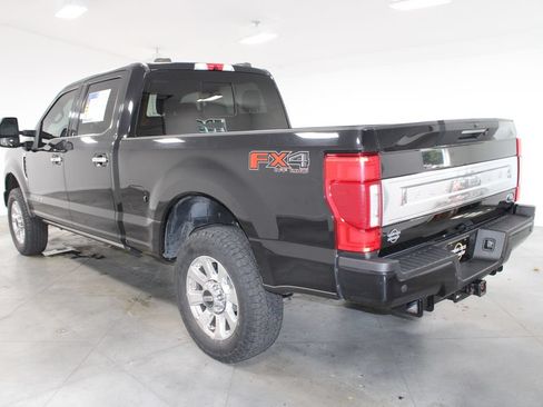 Used 2022 Ford F250 Platinum AWD/4WD image 7