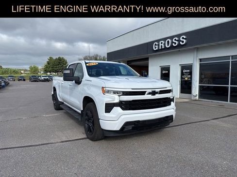Used 2024 Chevrolet Silverado 1500 RST w/ Convenience Package II AWD/4WD image 2