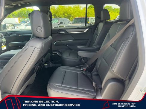 New 2026 GMC Acadia Elevation w/ Black Edition FWD image 11