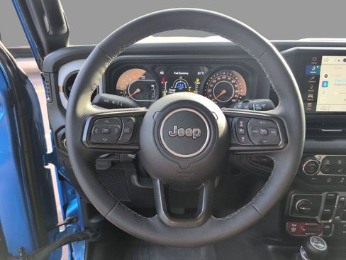Used 2025 Jeep Wrangler Unlimited Sport AWD/4WD image 28