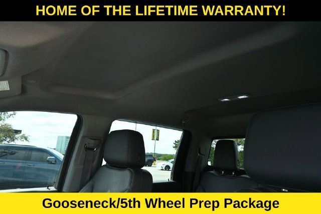 Used 2023 Chevrolet Silverado 2500 LTZ AWD/4WD image 19