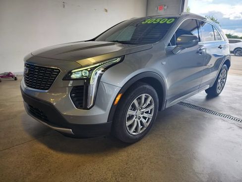 Used 2023 Cadillac XT4 Premium Luxury w/ Cold Weather Package AWD/4WD image 8