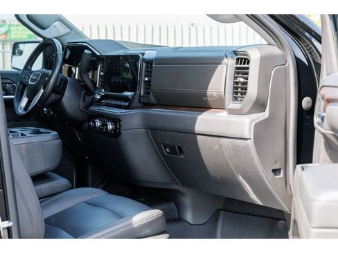 Used 2022 GMC Sierra 1500 SLT AWD/4WD image 10