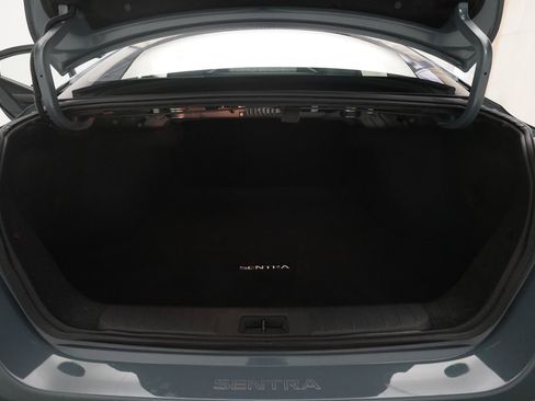 Used 2024 Nissan Sentra SR w/ SR Premium Package FWD image 10