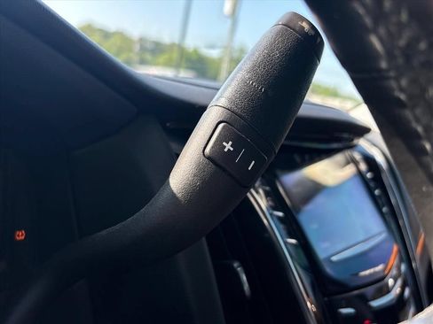 Used 2015 Cadillac Escalade Premium AWD/4WD image 41