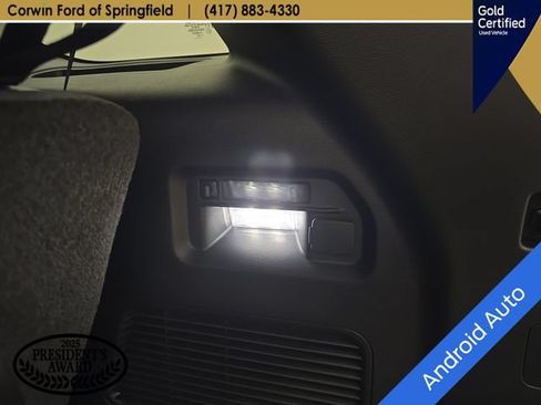 Used 2026 Ford Explorer Active AWD/4WD image 17
