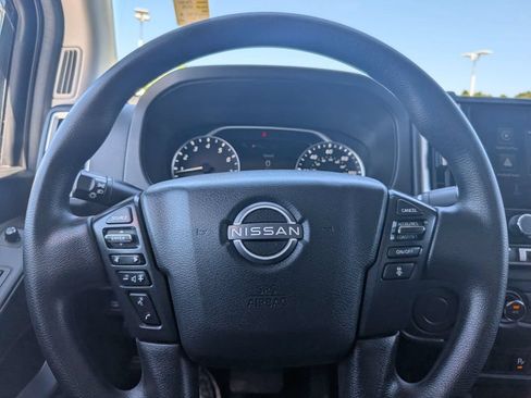 Used 2025 Nissan Frontier SV RWD image 25