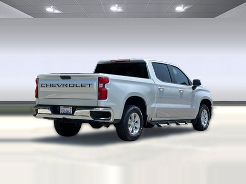 Used 2021 Chevrolet Silverado 1500 LT w/ LPO, Liner Protection Package RWD image 9