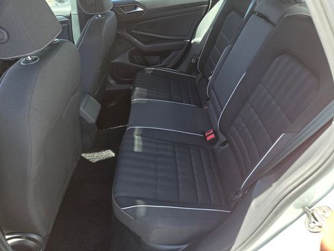 Used 2024 Volkswagen Jetta Sport image 18