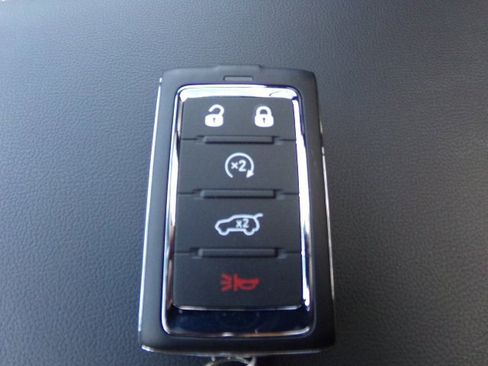 Used 2024 Jeep Grand Cherokee Limited 4xe image 32