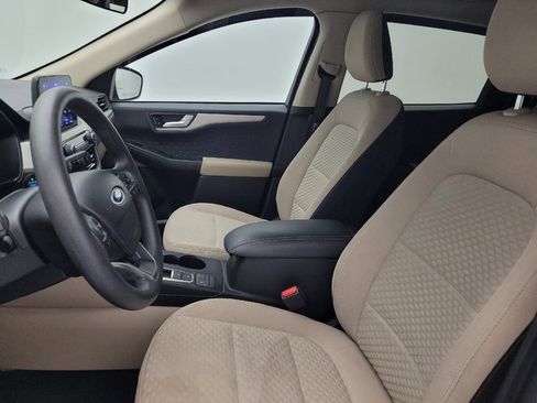 Used 2020 Ford Escape SE image 17