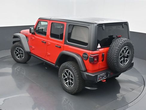 New 2025 Jeep Wrangler Rubicon w/ Technology Group image 38