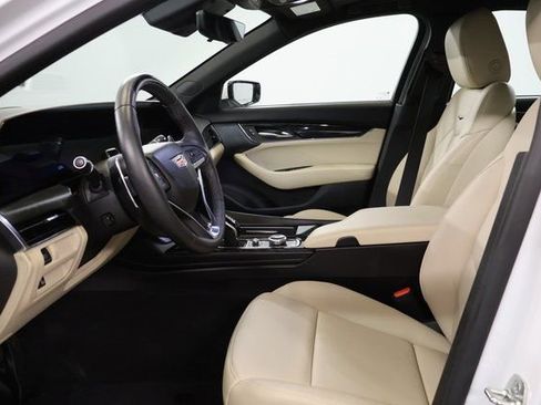 Certified 2025 Cadillac CT5 Premium Luxury image 10