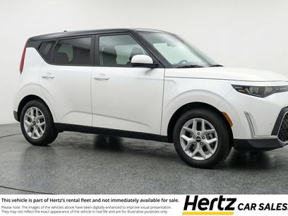 Used 2025 Kia Soul LX w/ LX Technology Package