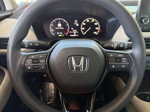 Certified 2024 Honda HR-V LX image 28
