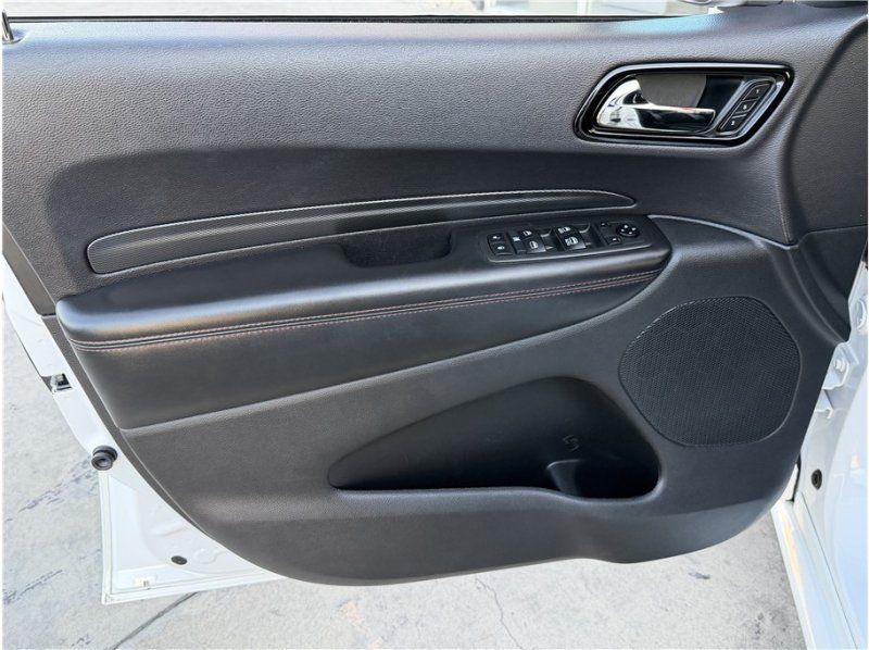 Used 2021 Dodge Durango R/T w/ Blacktop Package RWD image 16