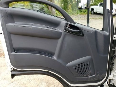 New 2024 Chevrolet Low Cab Forward image 8