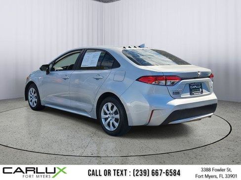 Used 2021 Toyota Corolla LE image 4