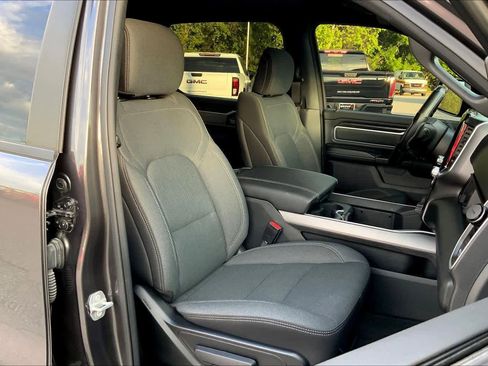 Used 2022 RAM 1500 Big Horn image 9